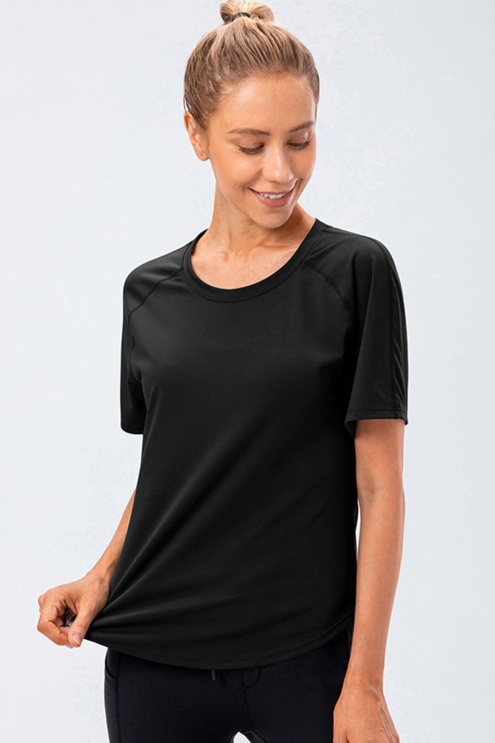 Ludowika Round Neck Raglan Sleeve Active Tee