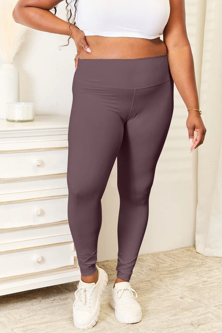 Ludowika Double Take Wide Waistband Sports Leggings