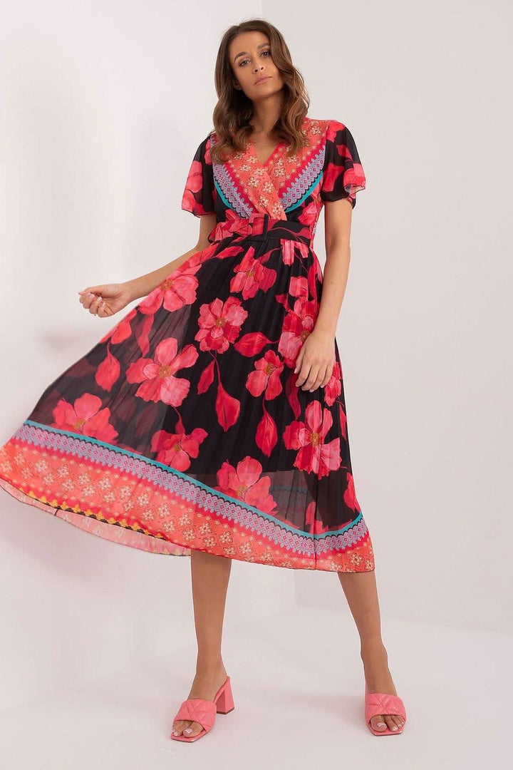 Floral Summer Dress with Frilled Sleeves and Pleated Skirt

