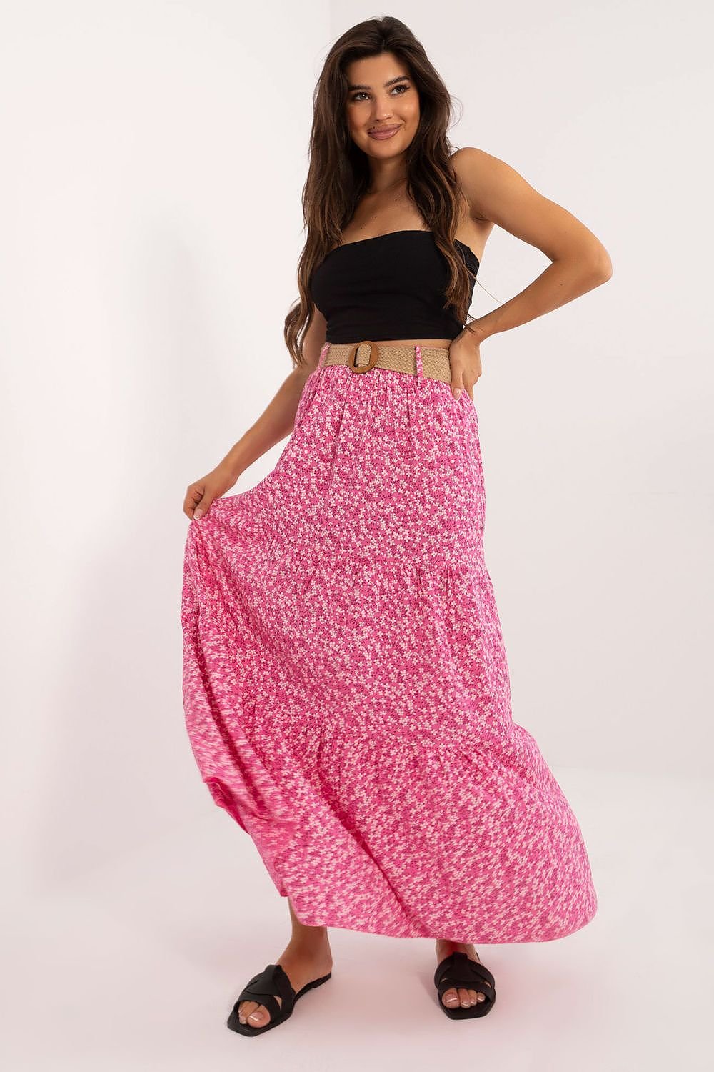 A comfortable and stylish floral print maxi skirt featuring a ruffled hem, a buckled belt for a perfect fit, and breathable viscose fabric. Perfect for casual wear and adding a feminine touch to any outfit.







