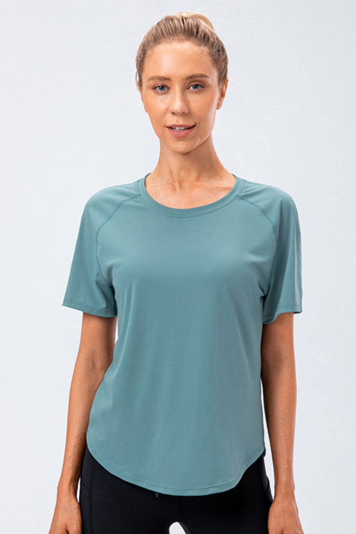 Ludowika Round Neck Raglan Sleeve Active Tee