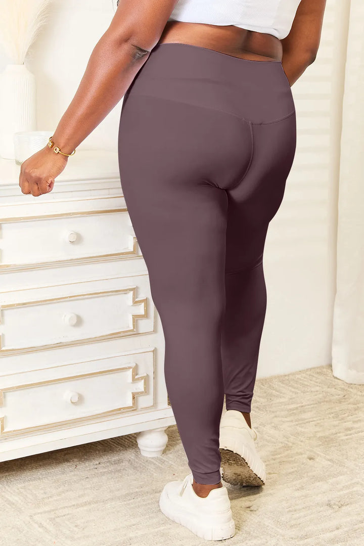 Ludowika Double Take Wide Waistband Sports Leggings