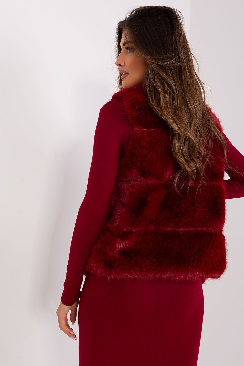 Luxurious Fur Vest – Soft, Warm, and Stylish for Any Occasion