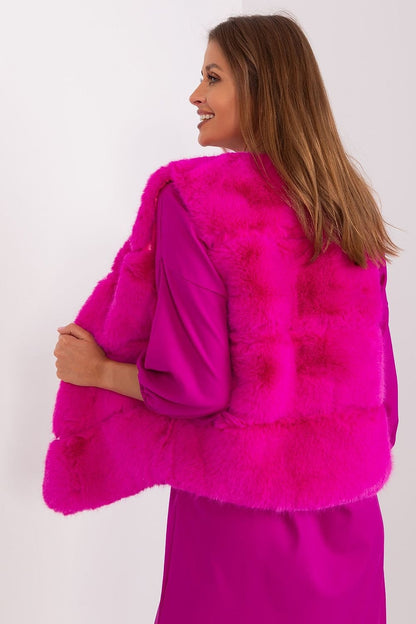 Luxurious Fur Vest – Soft, Warm, and Stylish for Any Occasion