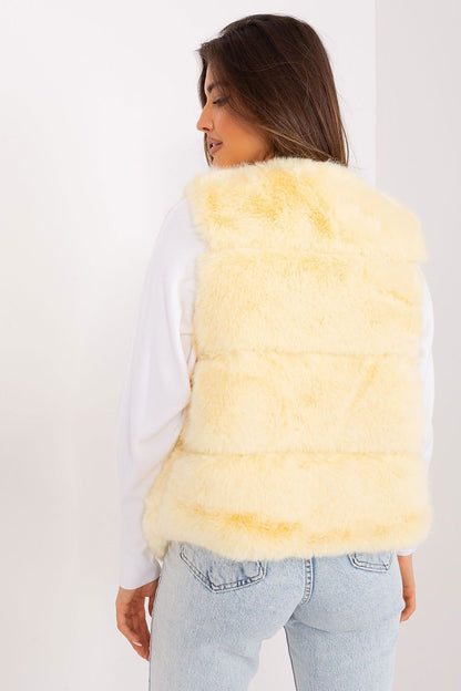 Luxurious Fur Vest – Soft, Warm, and Stylish for Any Occasion