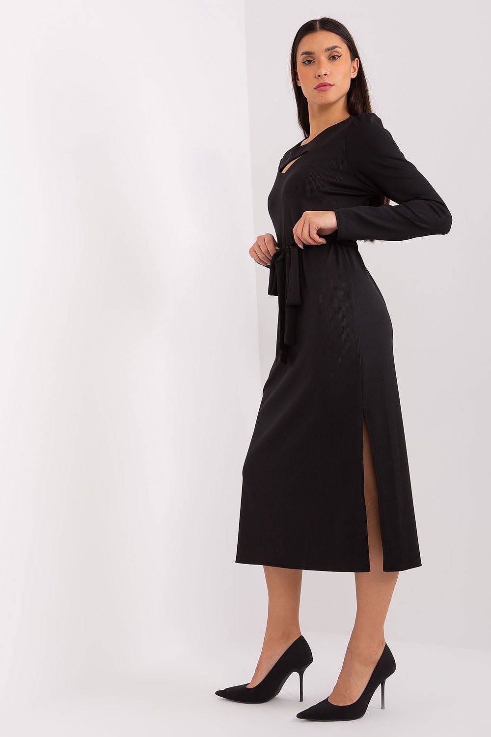 Variegated Ribbed Midi Dress with Tie Belt and Cutout Neckline for Elegant Style