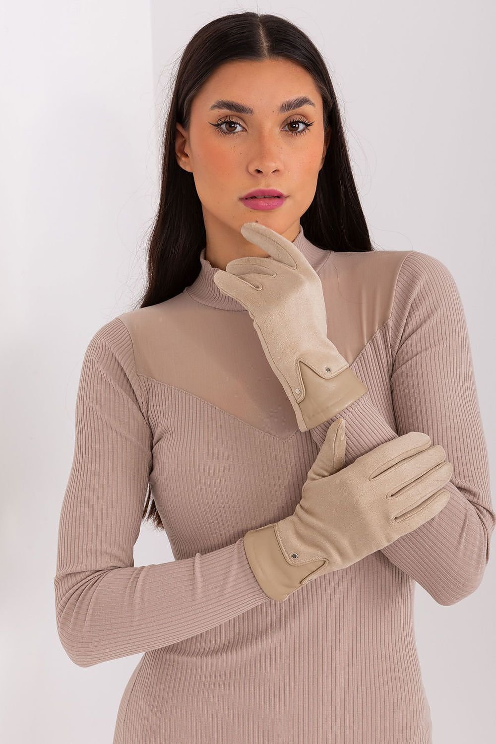 Elegant Women's Gloves – Touchscreen-Compatible