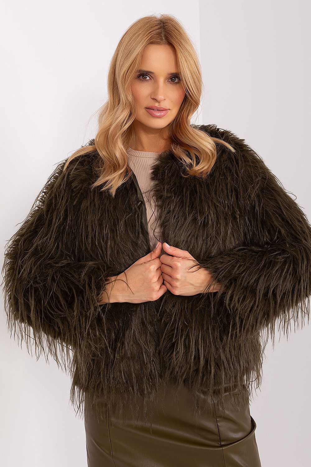 Elegant Transitional Jacket with Furry Finish