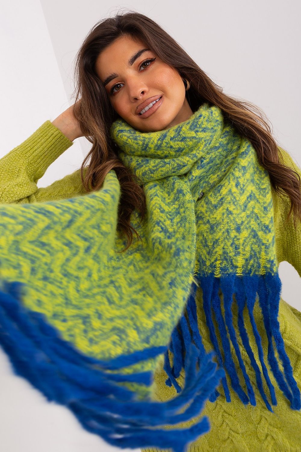  Shawl model 189234 AT 