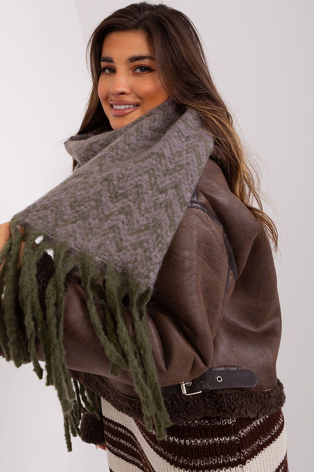  Shawl model 189236 AT 