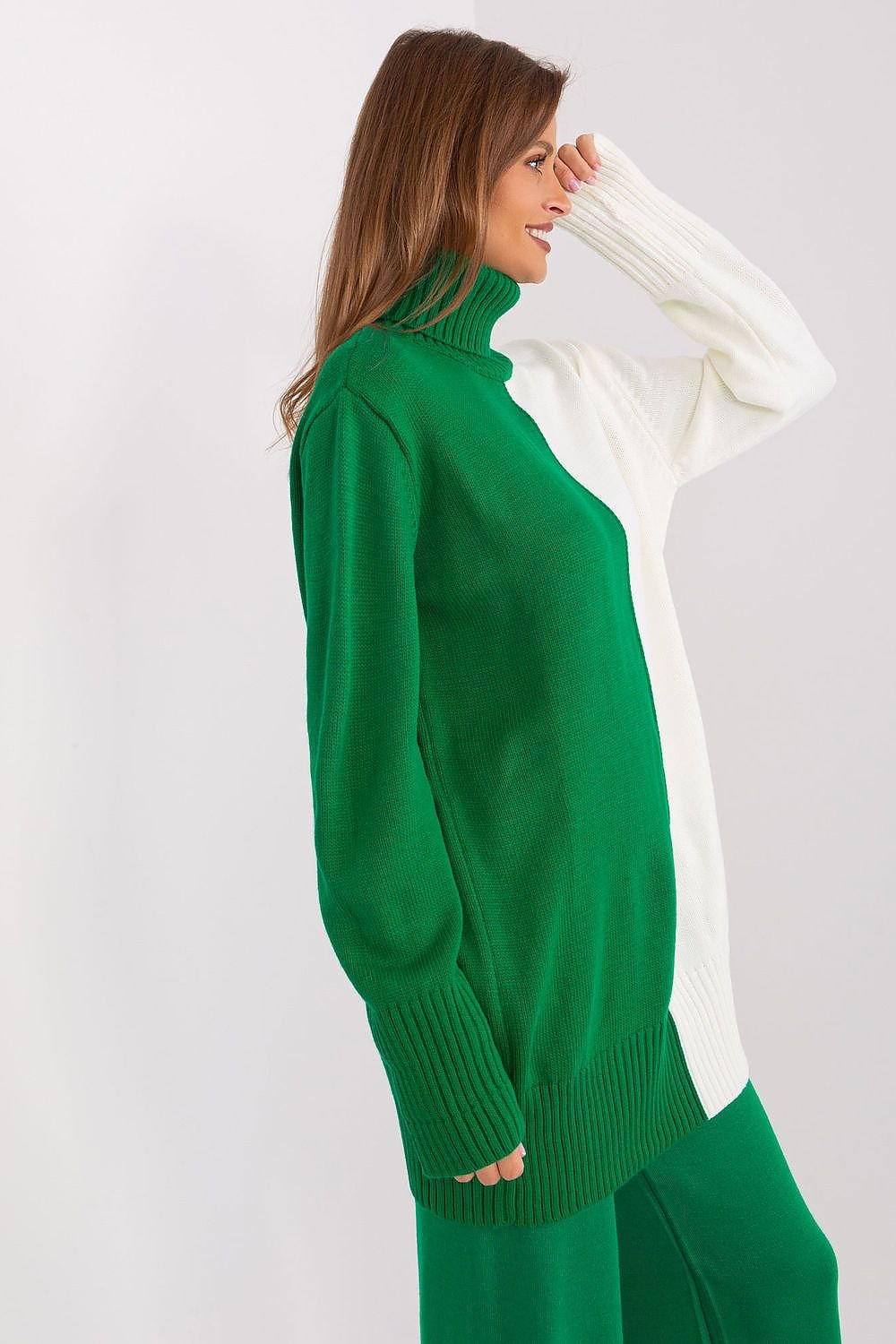 Pull col roulé bicolore à manches longues pour femme