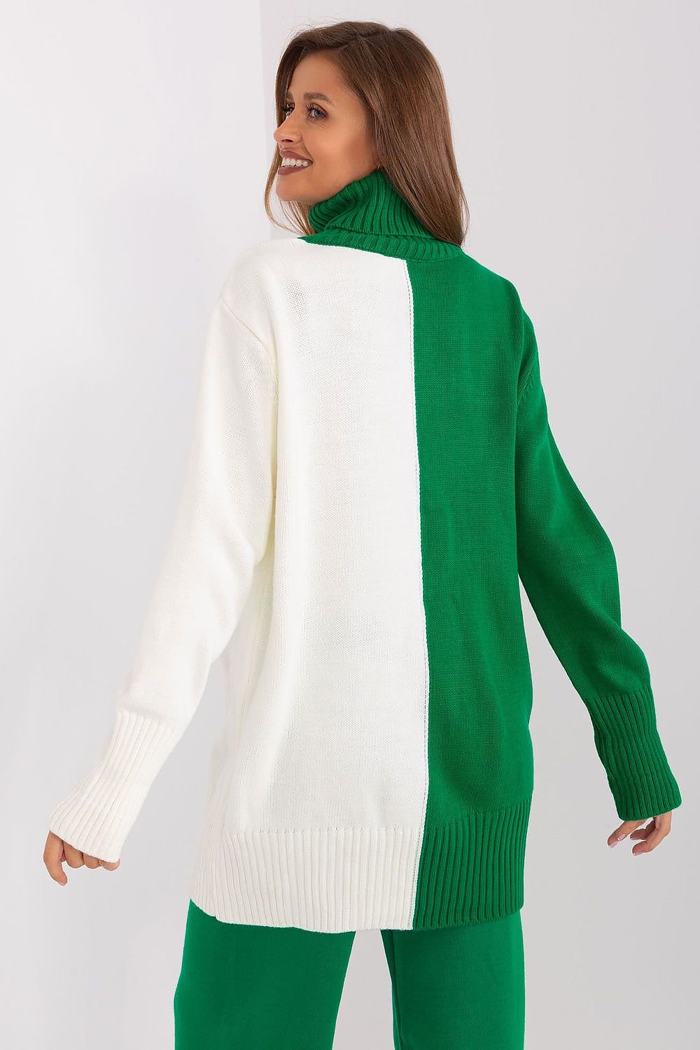 Pull col roulé bicolore à manches longues pour femme