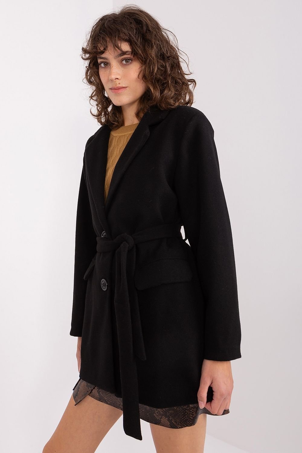 Manteau lisse classique pour femme avec fermeture à boutons