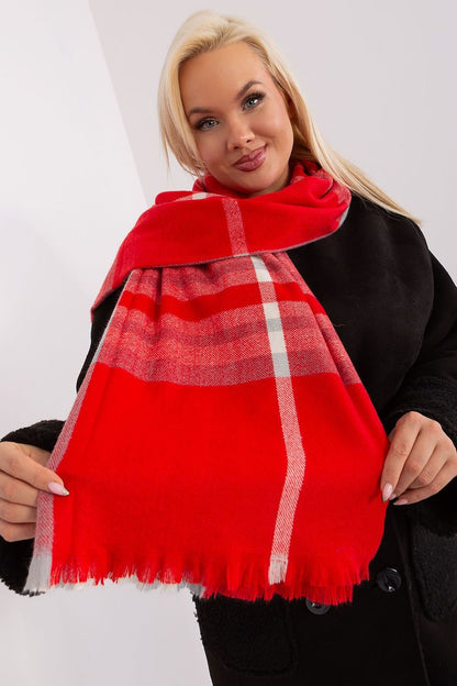 A stylish long scarf with a colorful checkered pattern, made of durable polyester for practicality and warmth. Perfect for fall and winter, it offers versatile styling options to enhance your outfits while keeping you cozy.






