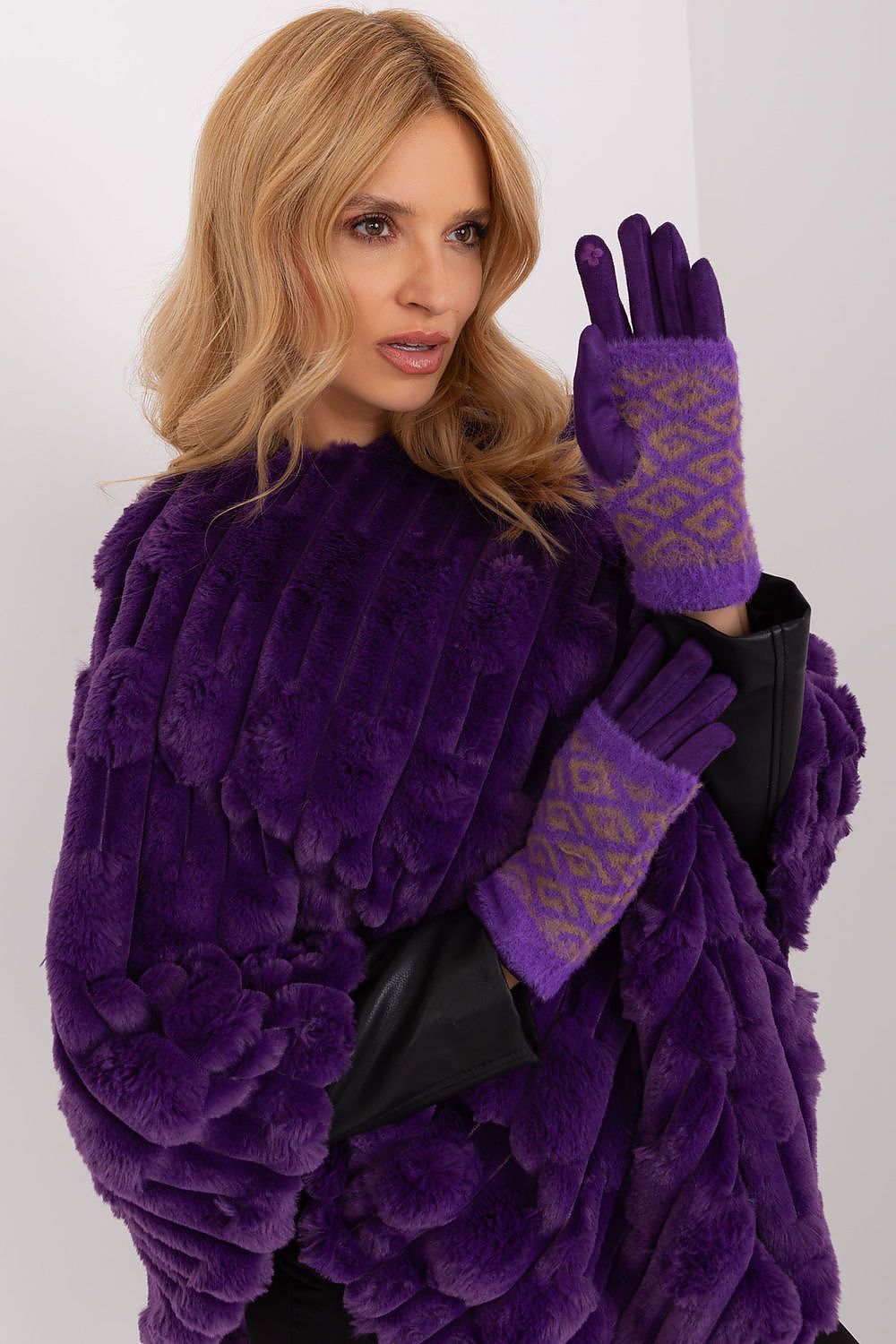 Smooth Women's Gloves with Removable Knitted Insulation – Touchscreen-Compatible