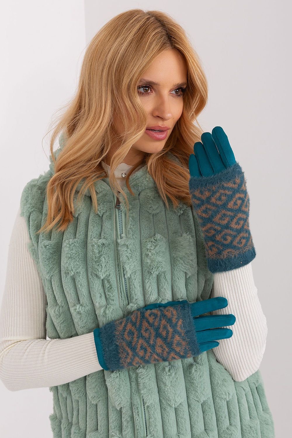 Smooth Women's Gloves with Removable Knitted Insulation – Touchscreen-Compatible