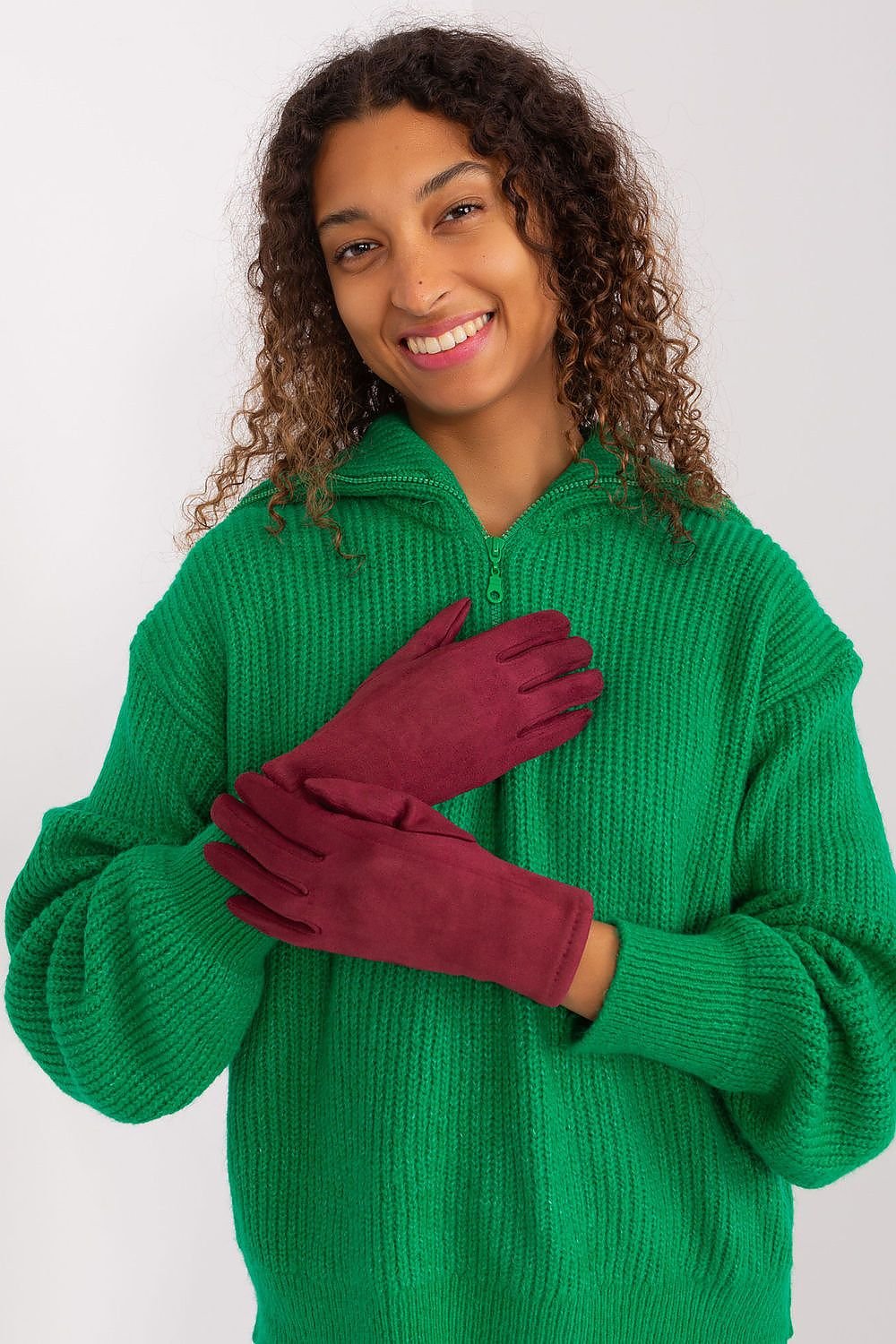 Elegant Women's Insulated Gloves – Touchscreen-Compatible with Embroidered Detail