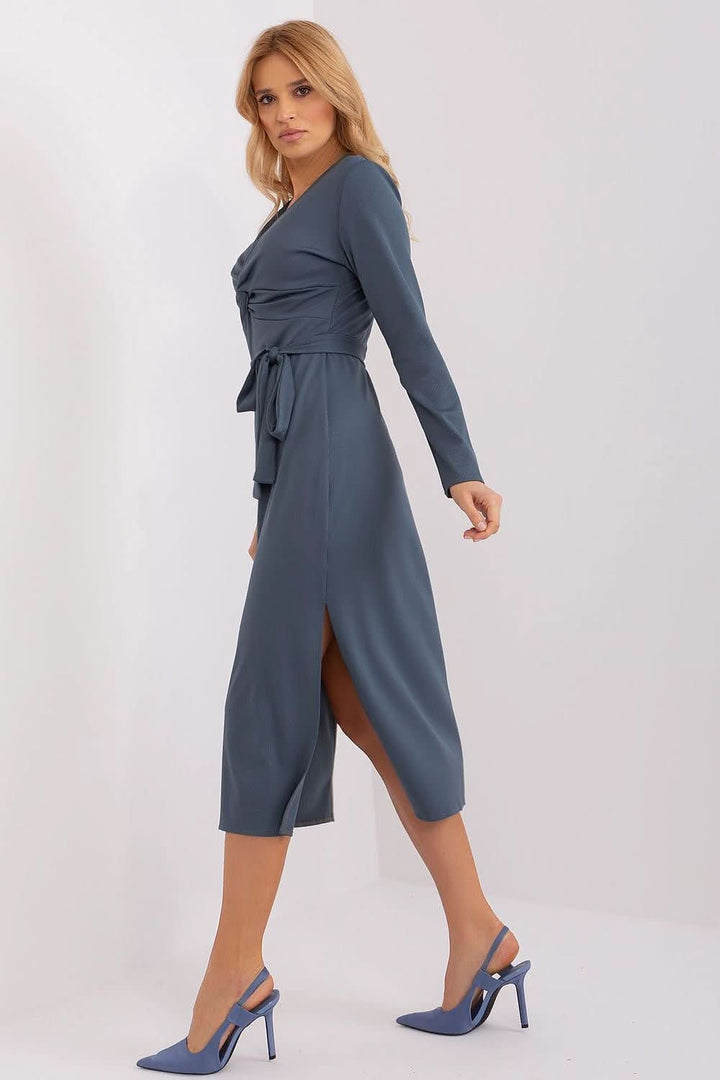 Elegant Long Sleeve Dress with Envelope Neckline and Slit Detail - Ludowika 