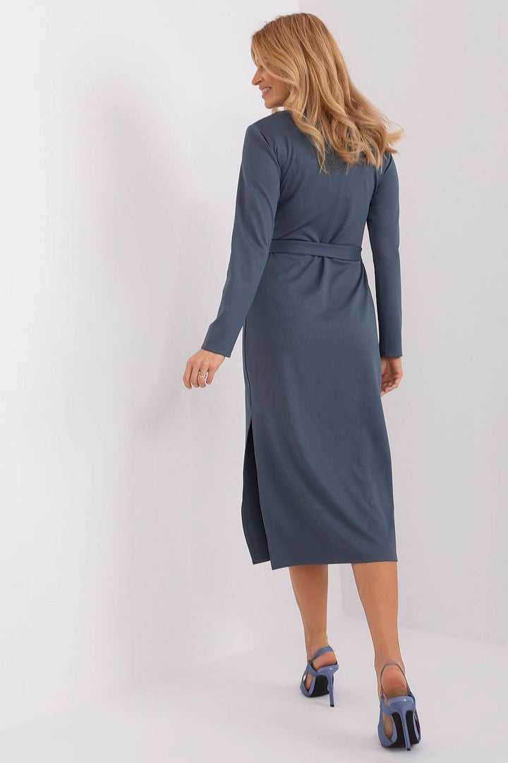 Elegant Long Sleeve Dress with Envelope Neckline and Slit Detail - Ludowika 