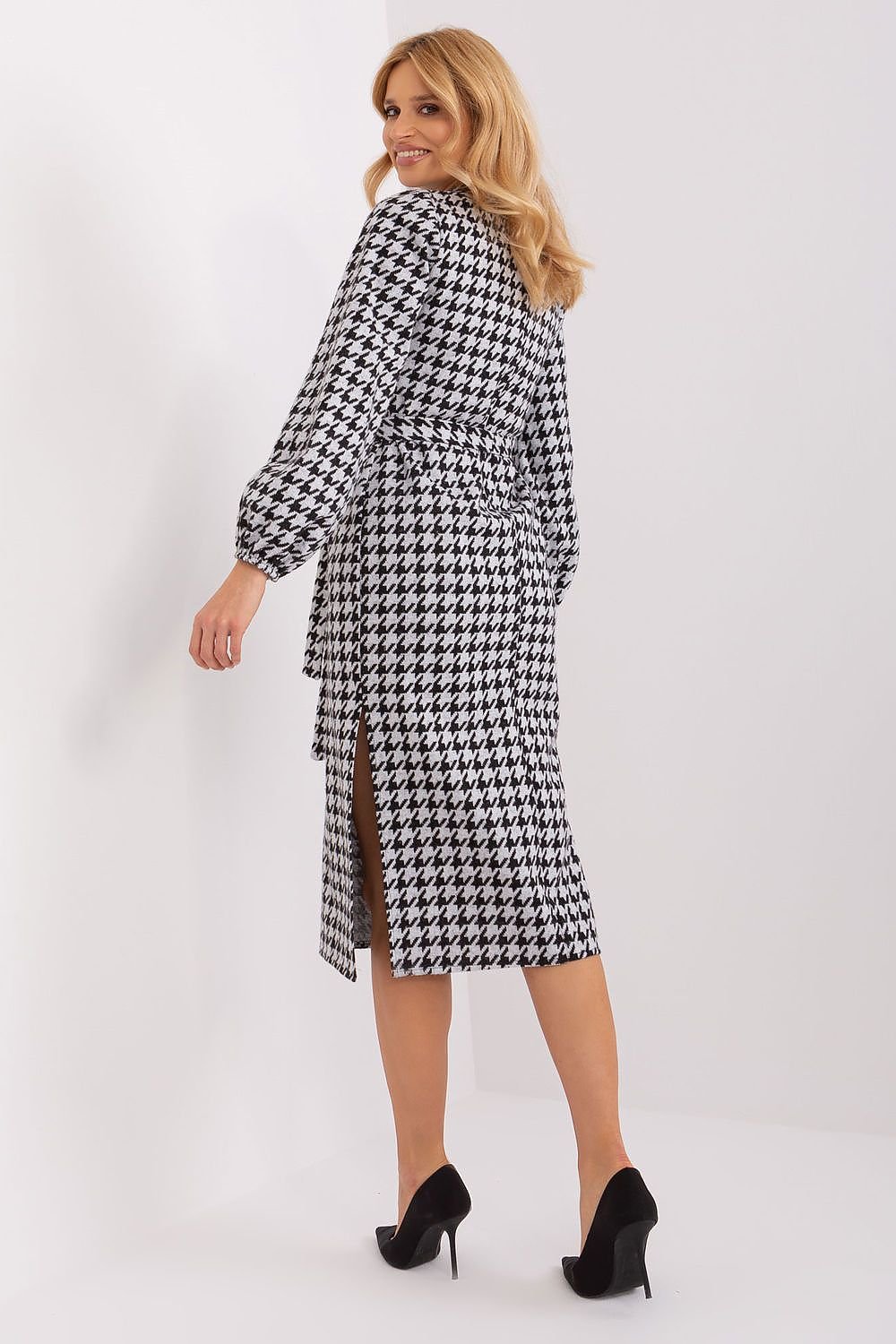 Chic Houndstooth Midi Dress with Tie Belt and Zipper Closure