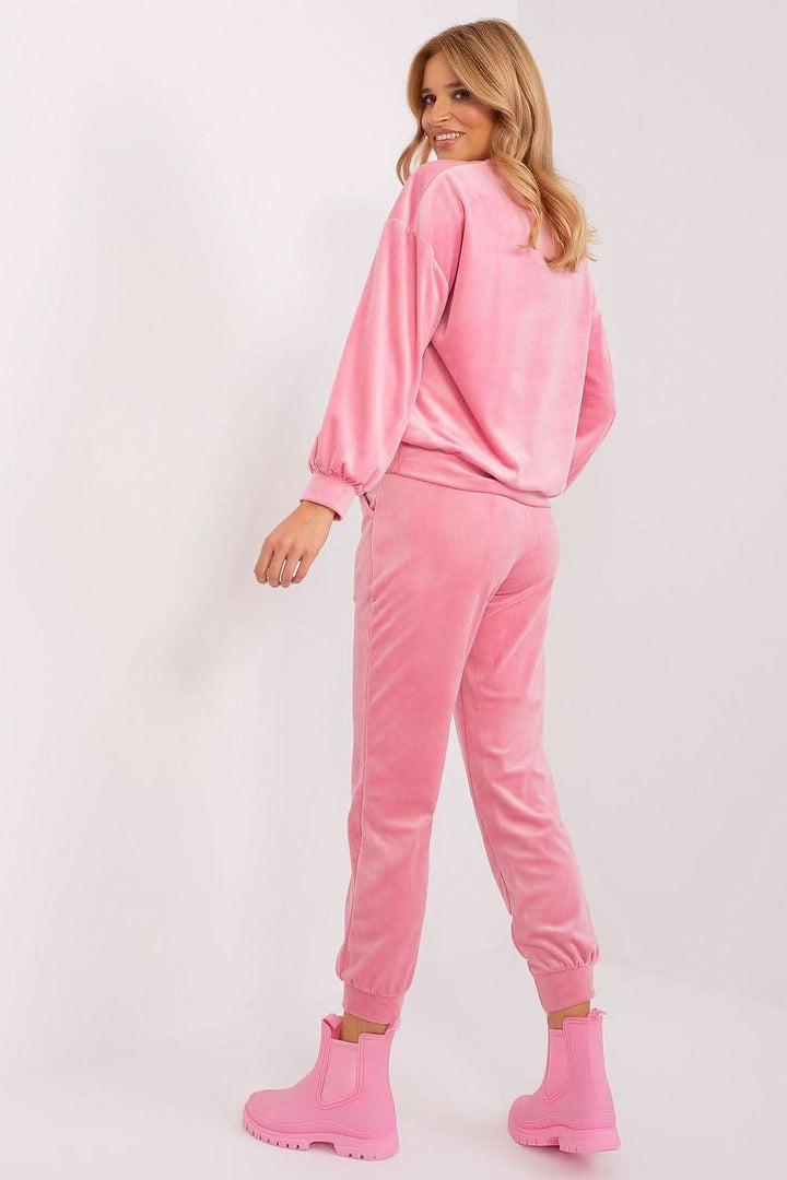 Elegant Velour Sweatshirt & Tapered Pants Set - Ludowika 
