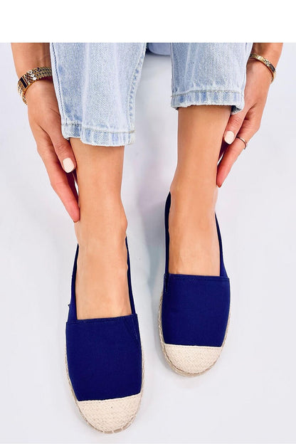 Espadrilles plates pour femmes avec finition en lin dans des couleurs estivales tendance