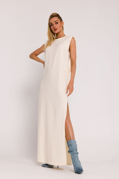 Robe longue en tricot oversize avec épaulettes et fente latérale