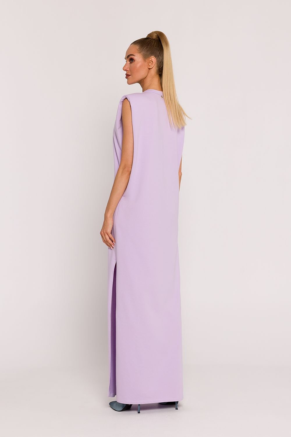 Robe longue en tricot oversize avec épaulettes et fente latérale