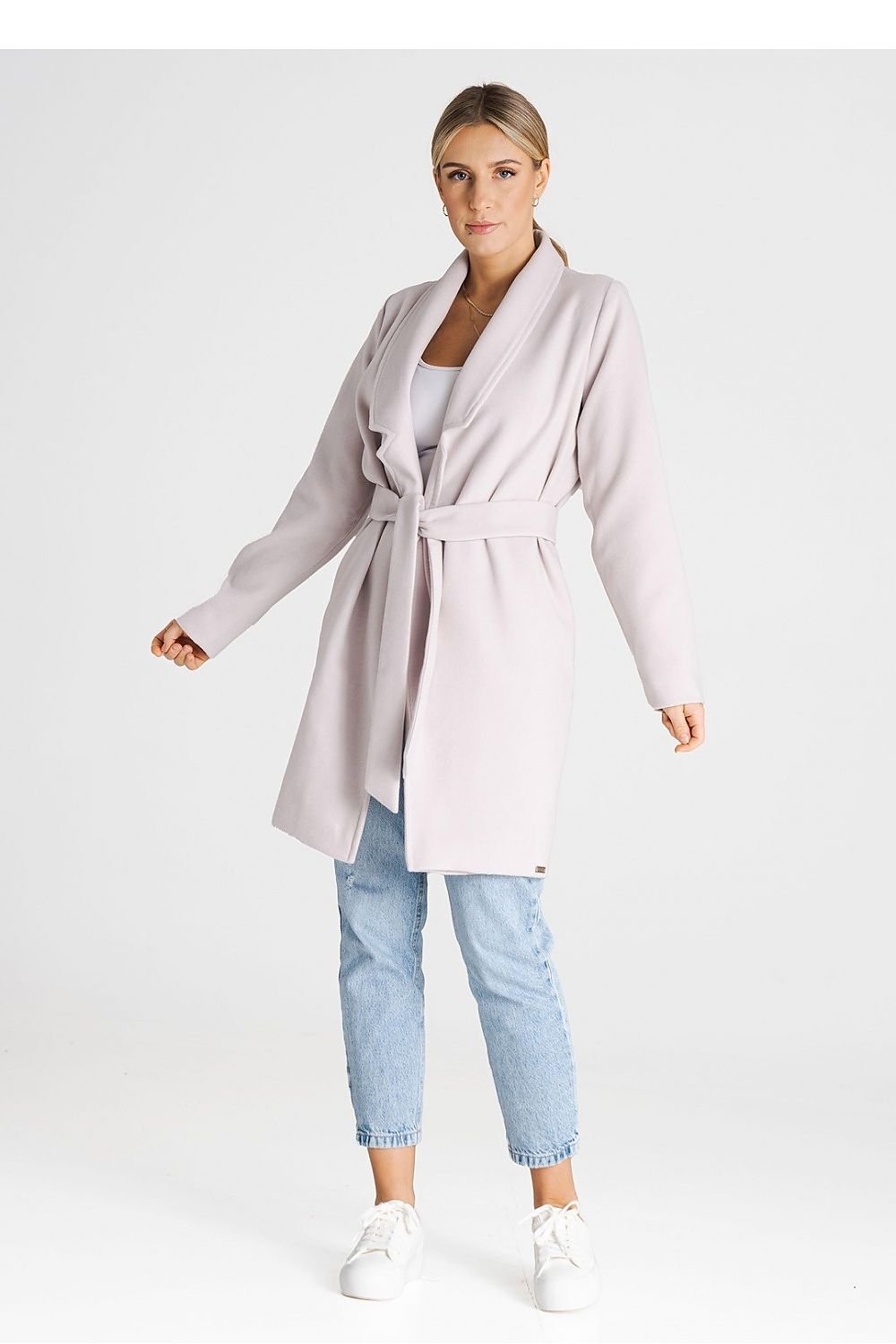 Manteau polyvalent déboutonné avec col doublé et ceinture