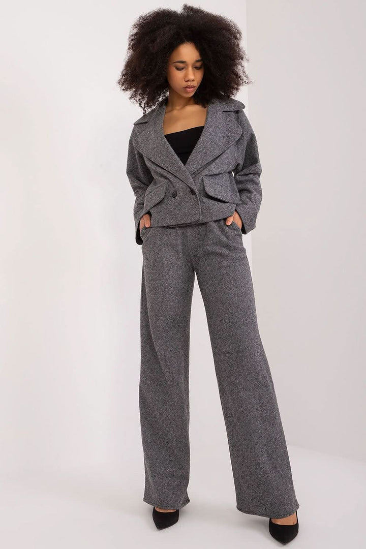 Elegant Double-Breasted Women's Jacket with Classic Lapels - Ludowika 