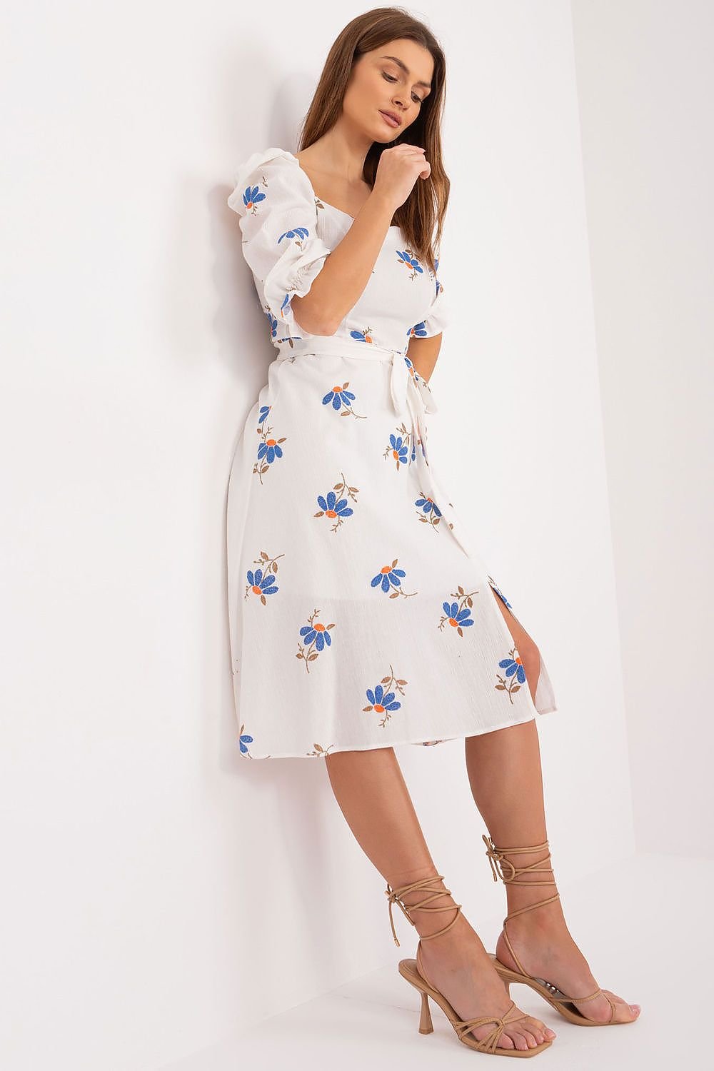 Flared Floral Summer Dress with Tie Belt and Ruffled Sleeves