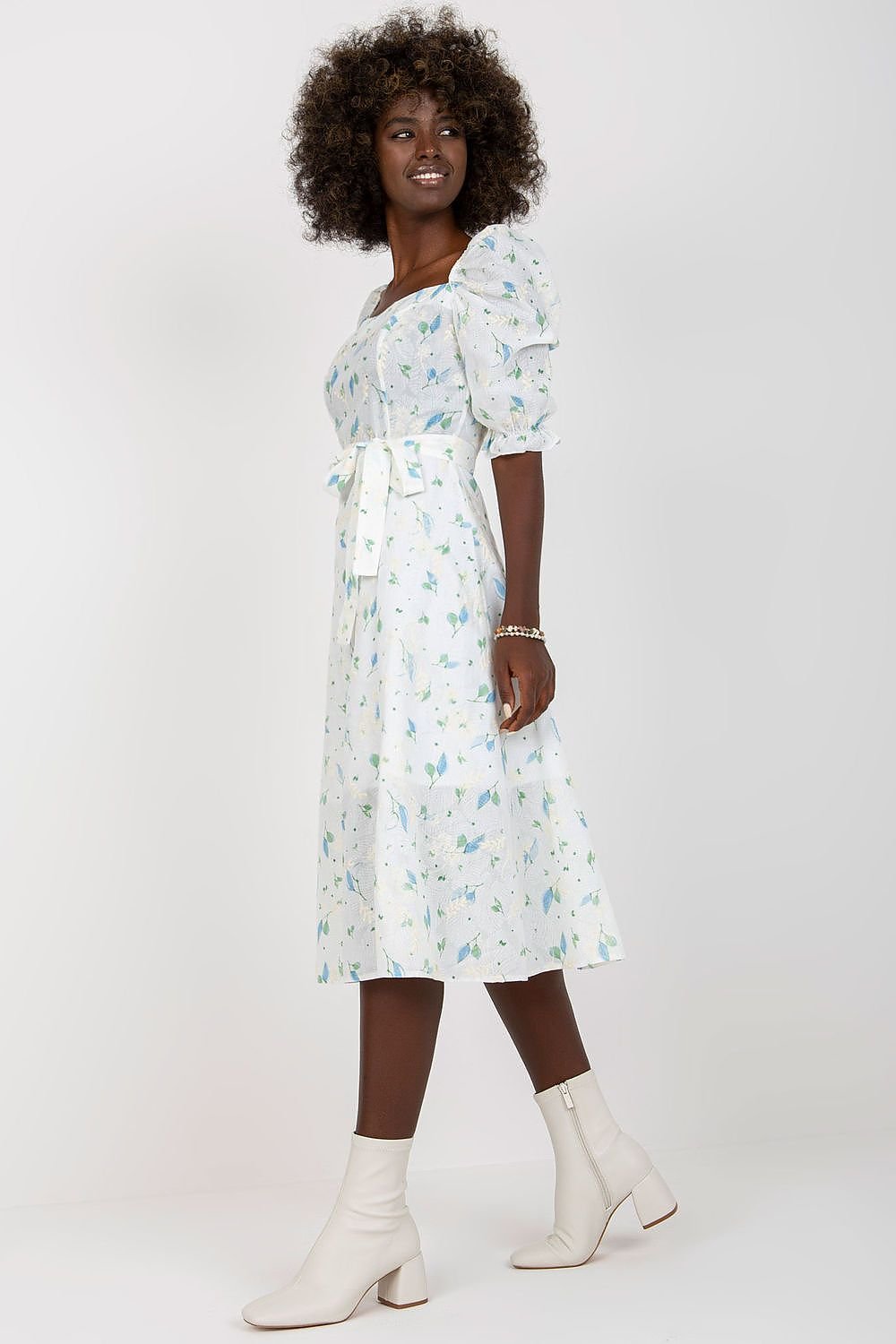 Flared Floral Summer Dress with Tie Belt and Ruffled Sleeves