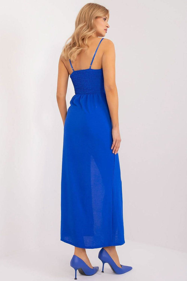 Chic Summer Pencil Dress with Decorative Flower and Thigh Slit - Ludowika 