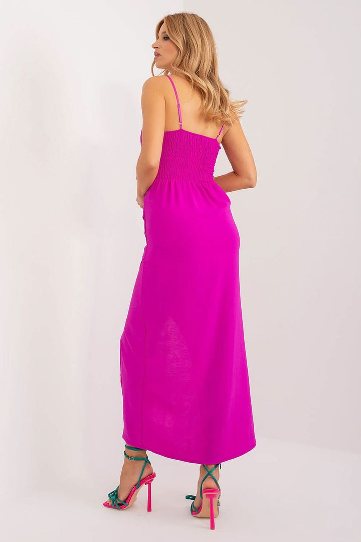 Chic Summer Pencil Dress with Decorative Flower and Thigh Slit - Ludowika 
