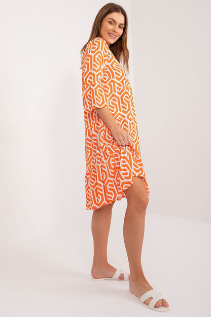 Oversized V-Neck Print Dress with 3/4 Sleeves for Everyday Comfort and Style