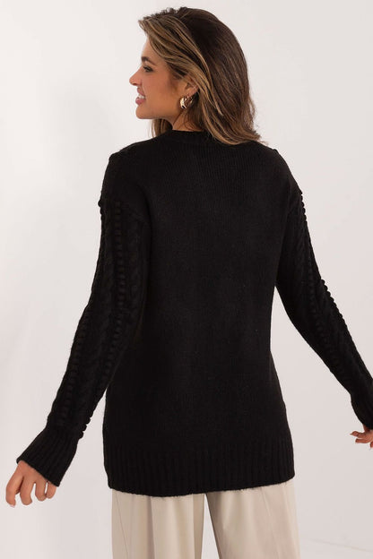 Casual Long Sweater with Round Neckline and Textured Knit