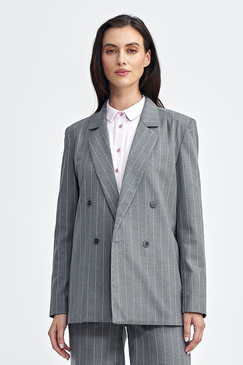 Women’s Oversized Blazer with Classic Collar, Double-Breasted Button Closure, and Shoulder Pads