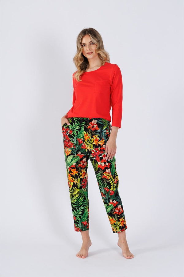 Women's 7/8 Sleeve Pajama Set – Round Neck Blouse with Pockets and Printed 7/8 Pants