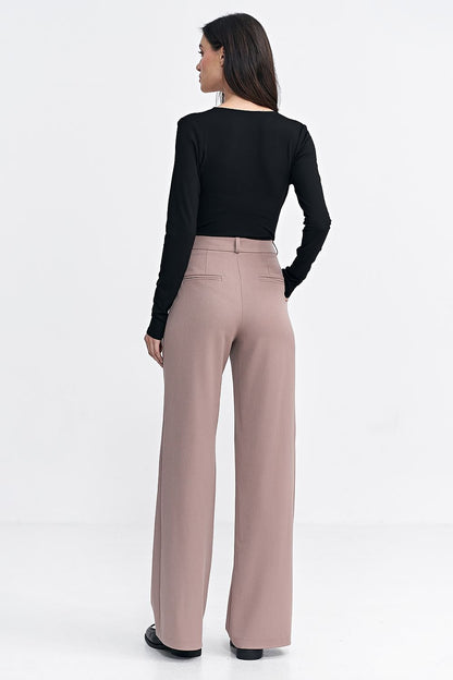 Pantalon coupe décontractée avec rayures de tennis et plis décoratifs