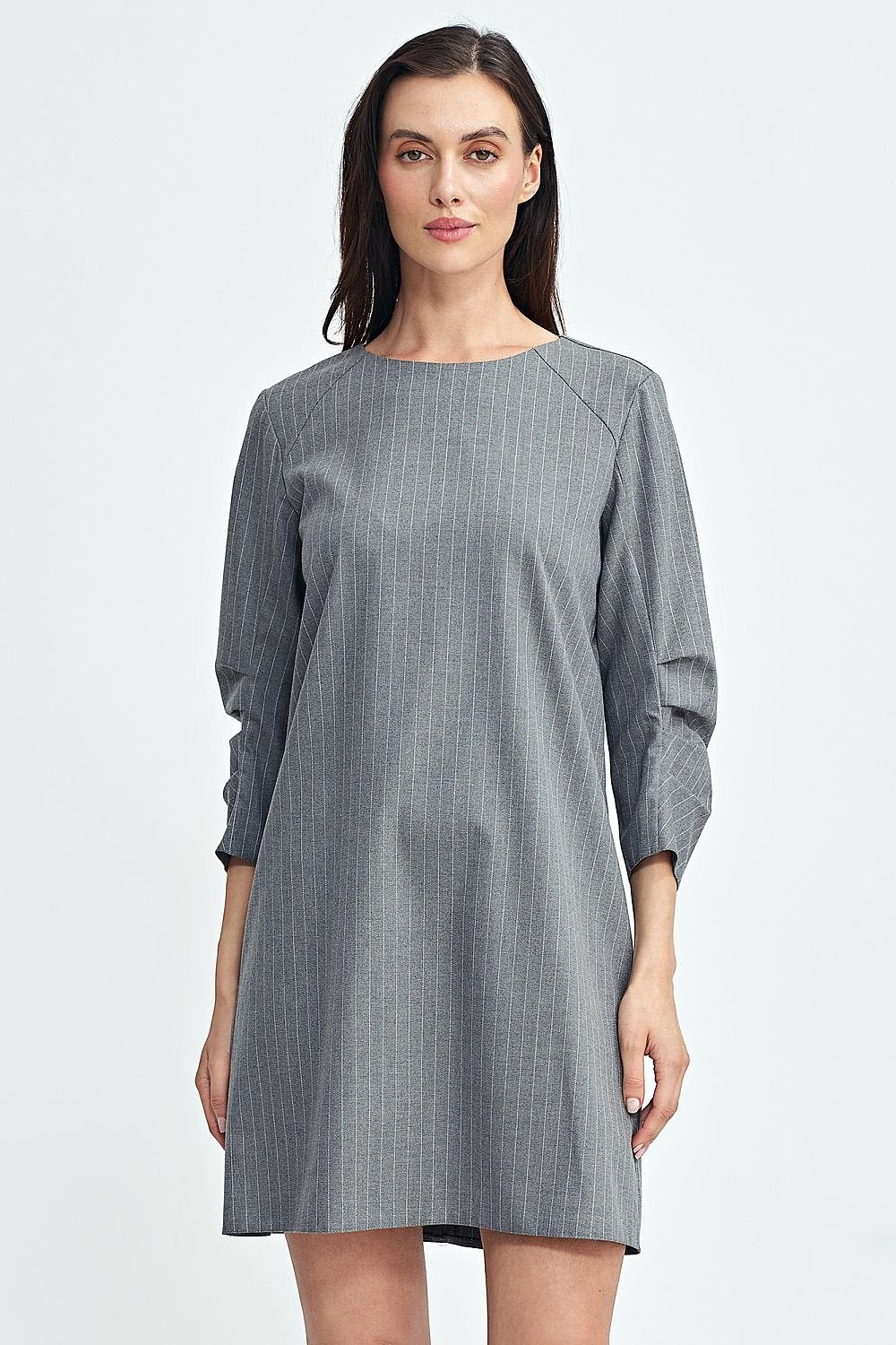 Elegant A-Line Dress with Tennis-Stripe Fabric and Pleated Sleeves