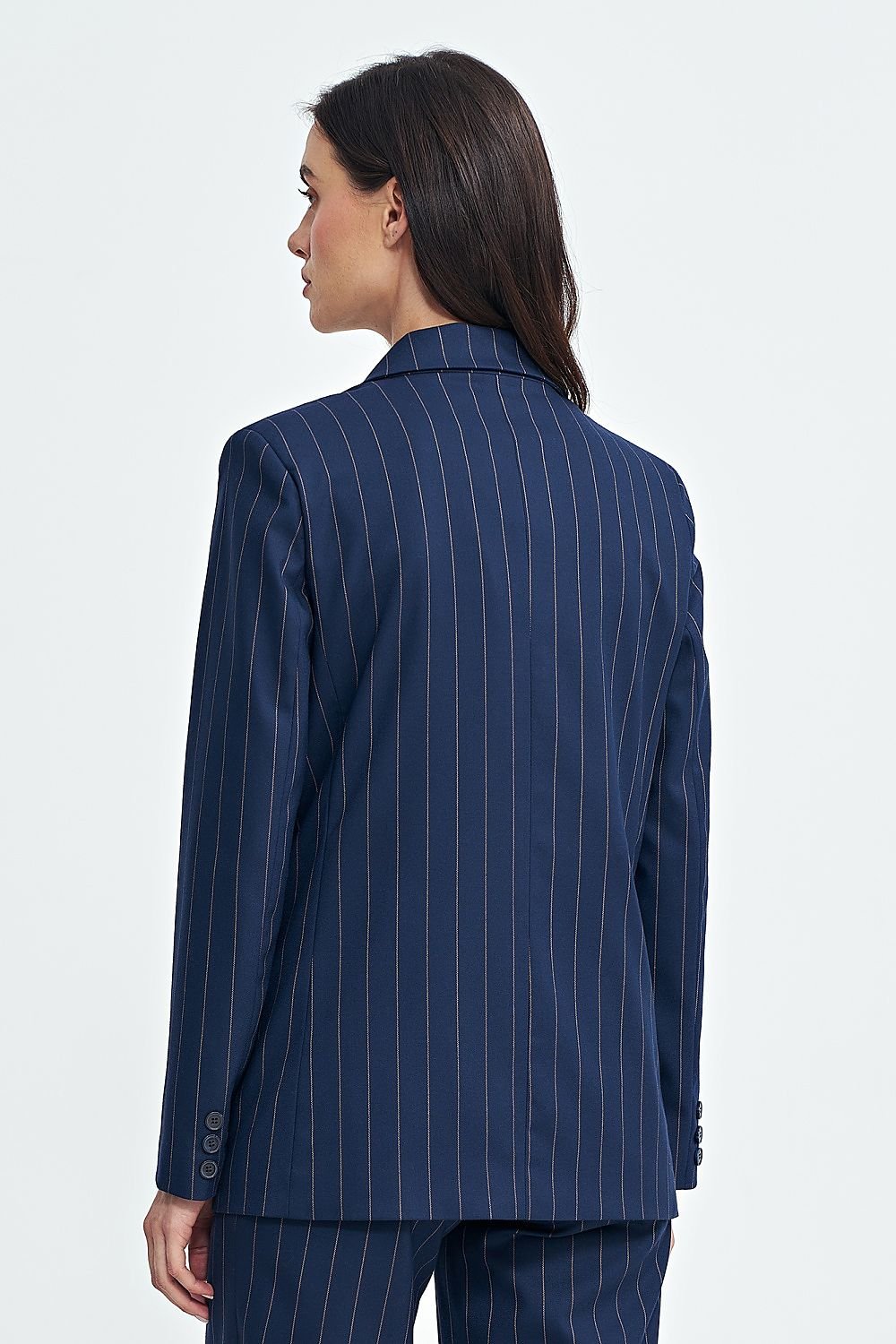 Women’s Oversized Blazer with Classic Collar, Double-Breasted Button Closure, and Shoulder Pads