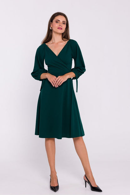 Romantic Knit Dress with V-Neck, Adjustable Buffeted Sleeves, and Envelope Cut