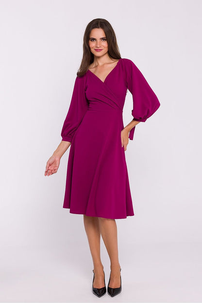 Romantic Knit Dress with V-Neck, Adjustable Buffeted Sleeves, and Envelope Cut