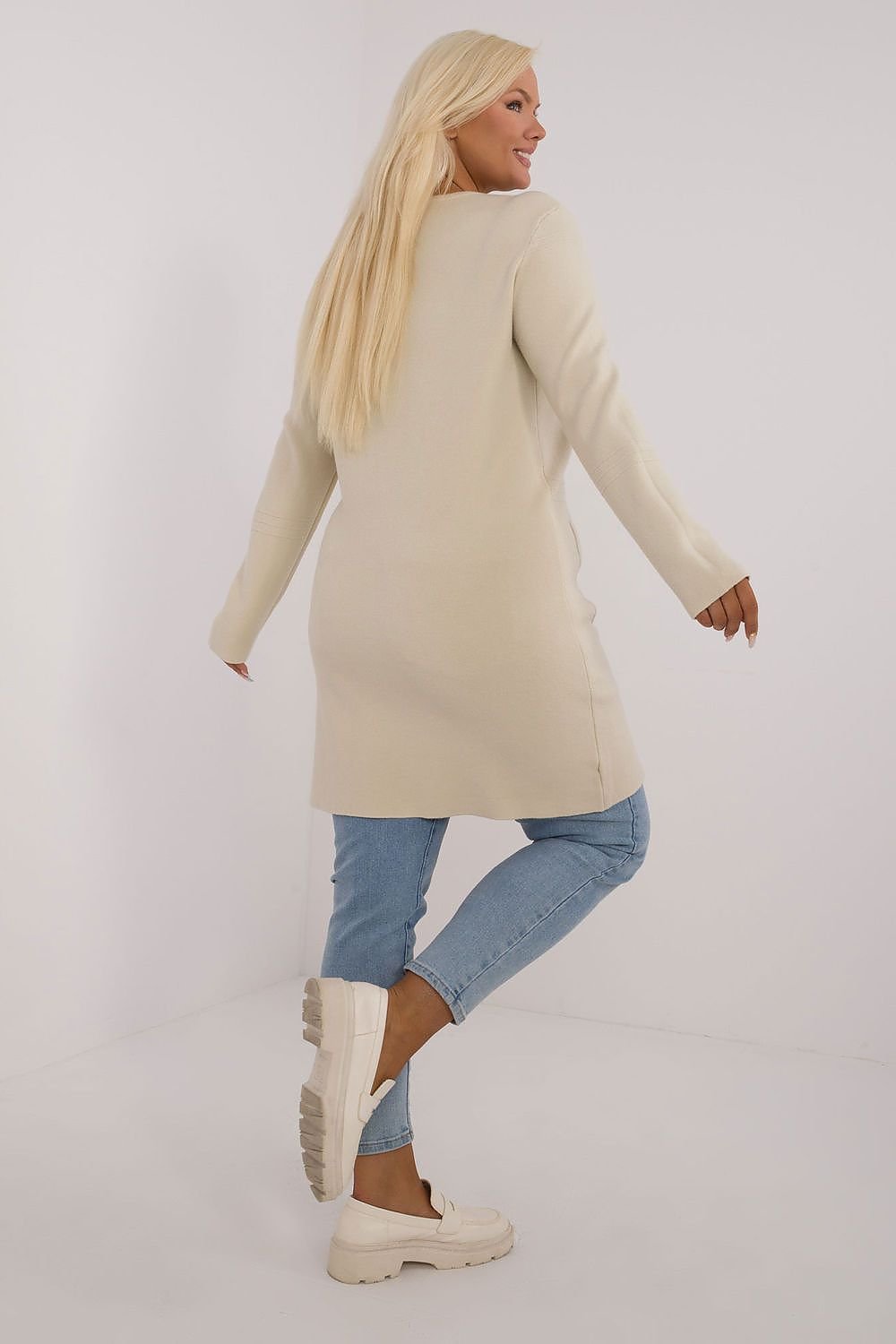 Plus-Size Women's Sweater with Zipper and Oversized Fit