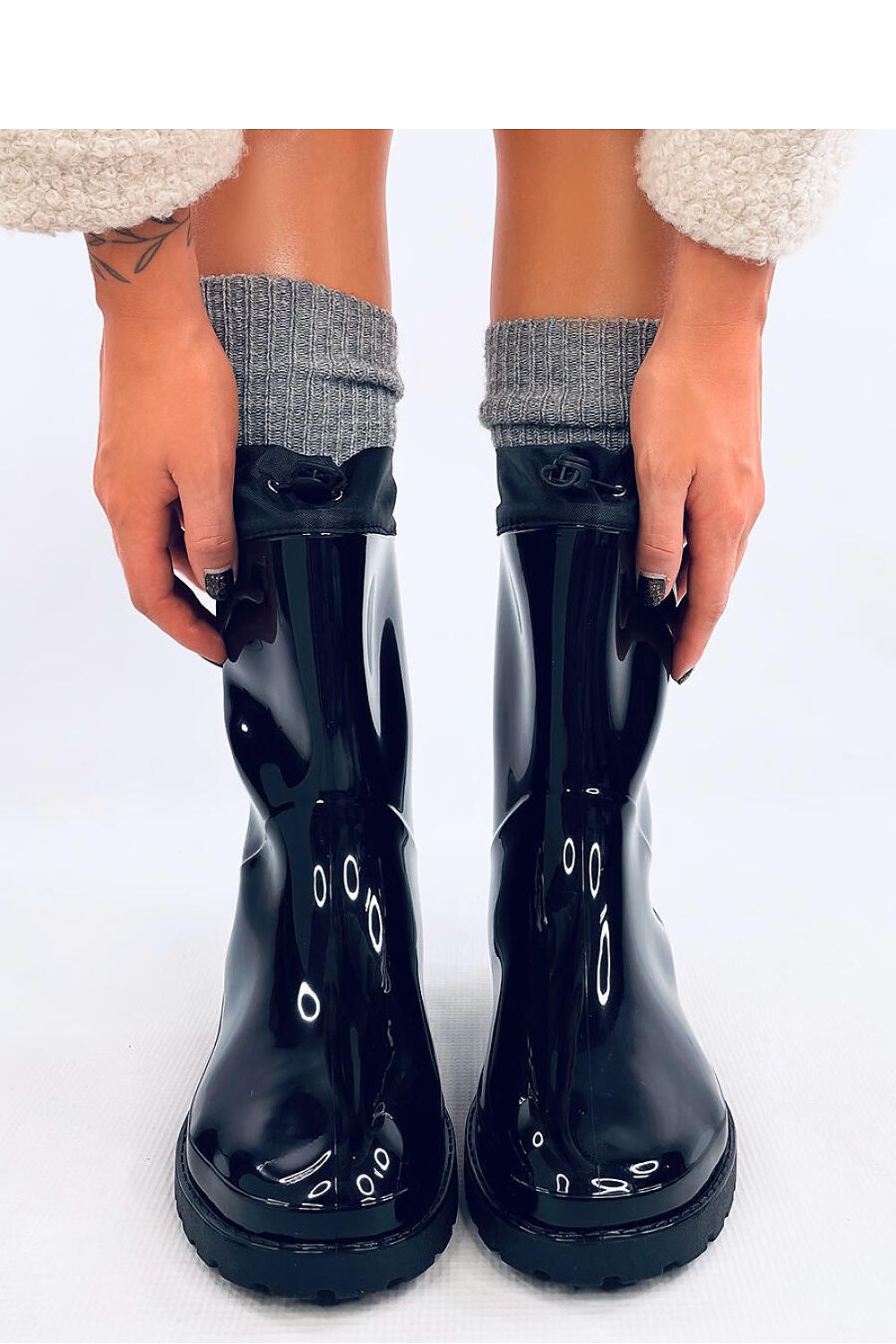 Varnished Women's Wellington Boots with Protector Sole and Welt Detail