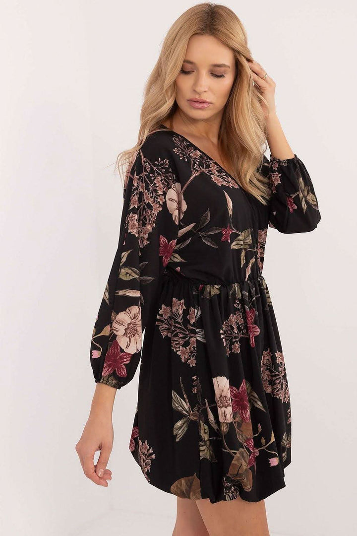 Floral Bombshell Dress with Heart Neckline and Flared Cut - Ludowika 
