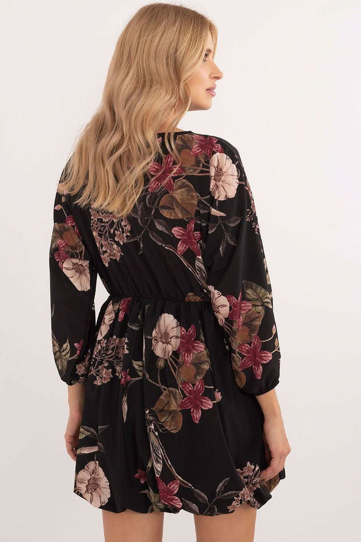 Floral Bombshell Dress with Heart Neckline and Flared Cut - Ludowika 