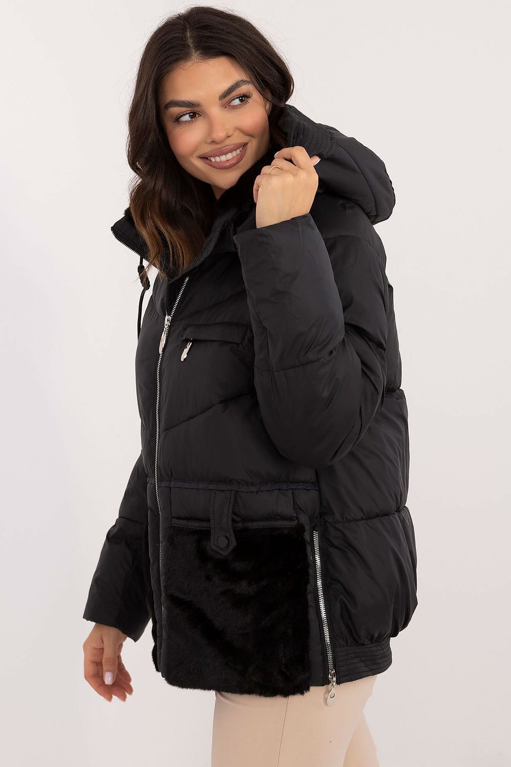 Veste matelassée décontractée pour femme avec capuche et isolation synthétique