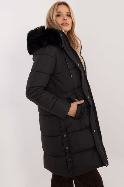 A cozy quilted winter jacket with an extended cut, featuring a smooth pattern, polyester fabric, and synthetic fill for warmth. The detachable hood and fur add style and versatility, while slip pockets, a zipper closure, and additional snaps offer comfort and protection from the cold. Perfect for everyday outings and work during the autumn/winter season.






