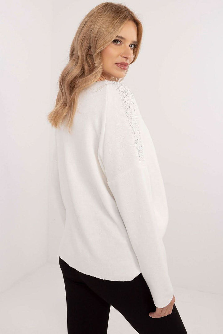 Elegant Women's Sweater with Decorative Rhinestones - Ludowika 